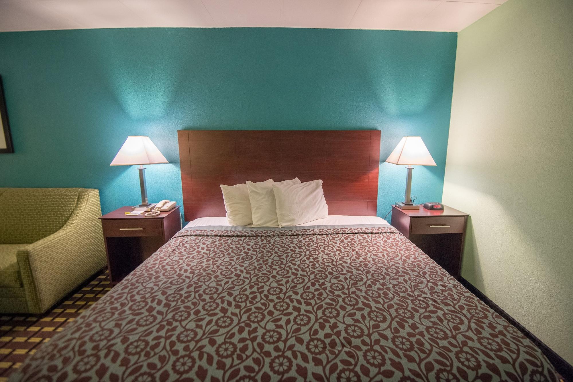 Days Inn By Wyndham Fort Wright Cincinnati Area Zewnętrze zdjęcie
