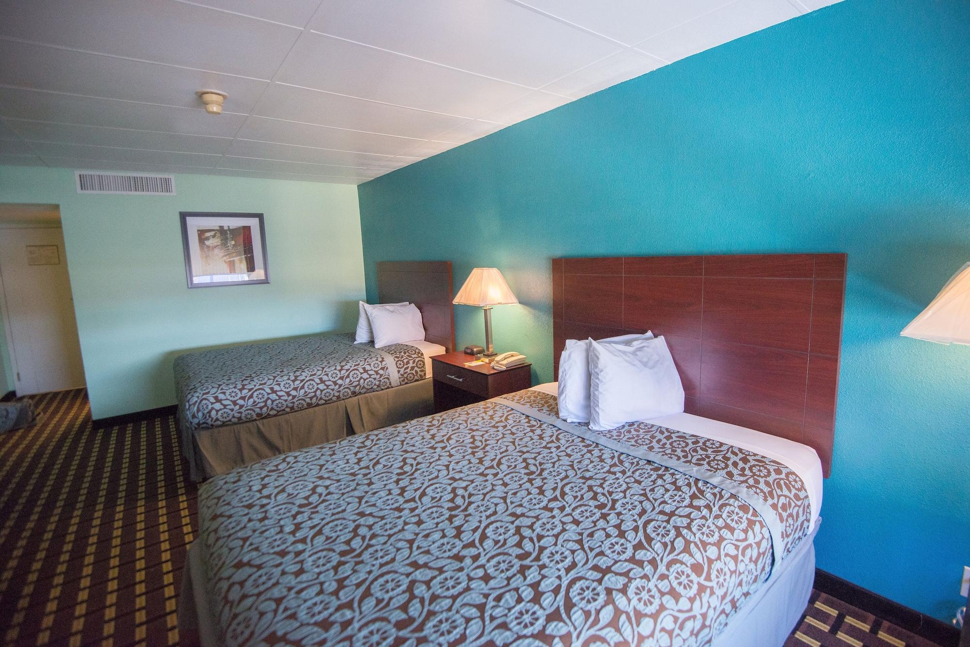 Days Inn By Wyndham Fort Wright Cincinnati Area Zewnętrze zdjęcie