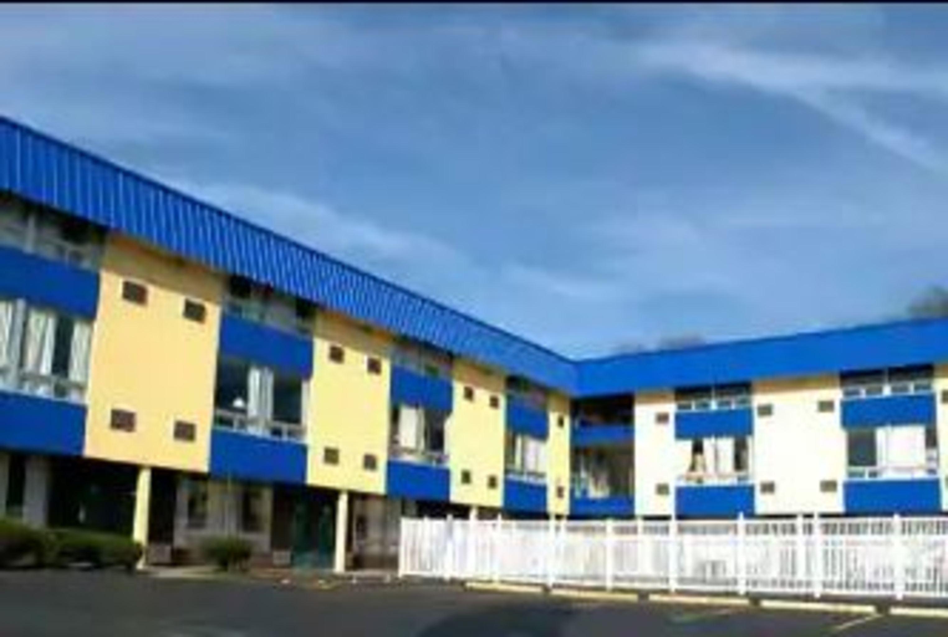 Days Inn By Wyndham Fort Wright Cincinnati Area Zewnętrze zdjęcie