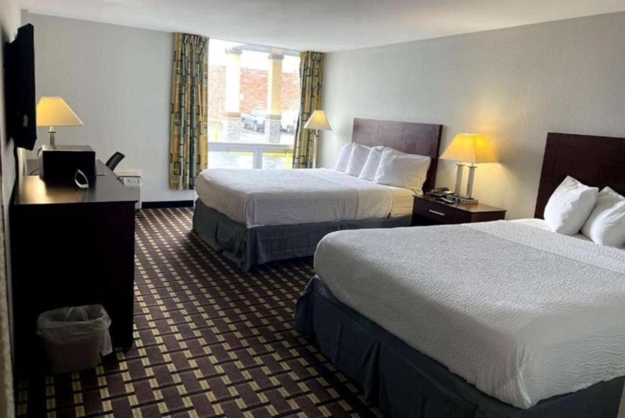Days Inn By Wyndham Fort Wright Cincinnati Area Zewnętrze zdjęcie
